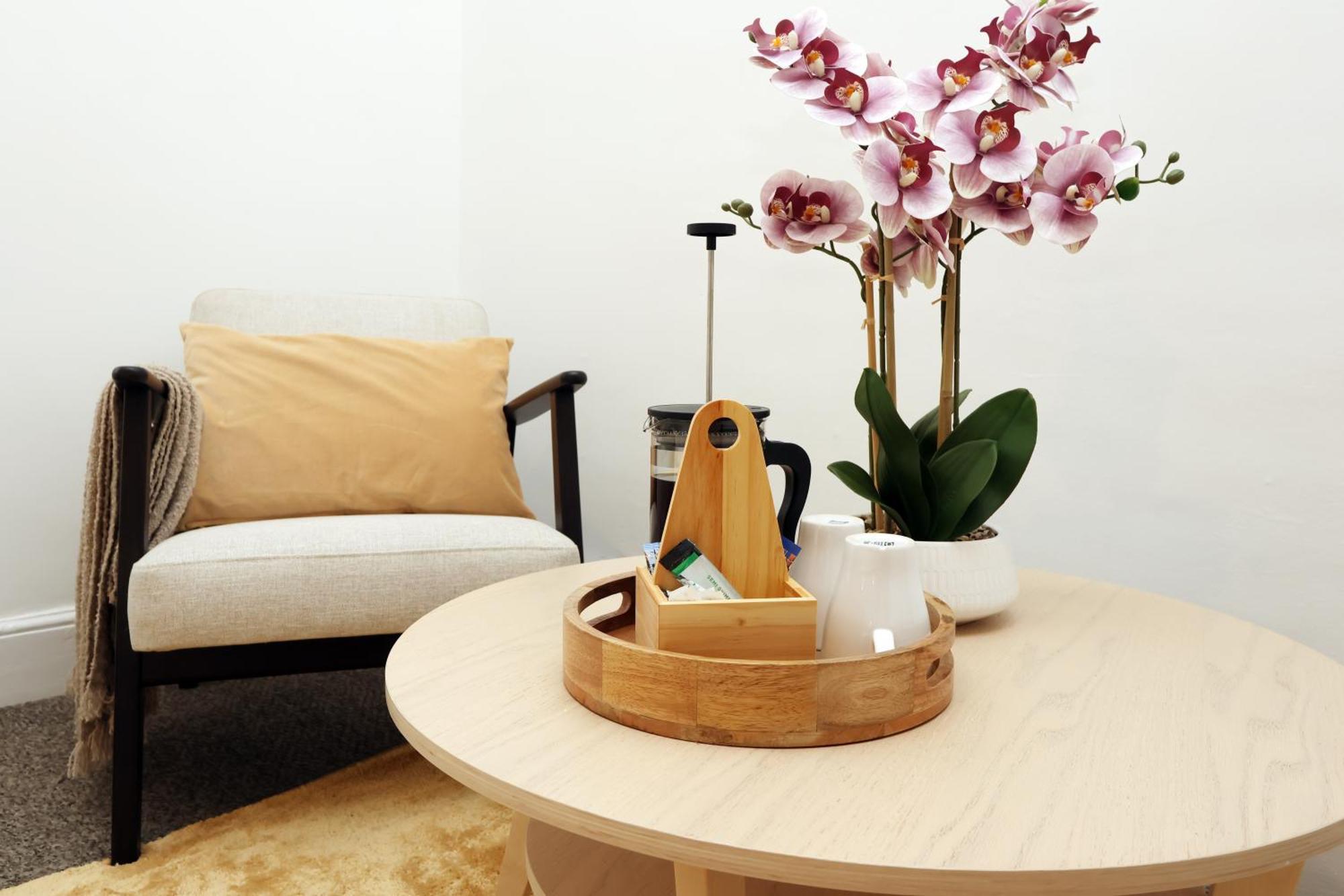 Cardiff City Guesthouse, Central Rooms, Fast Wi-Fi, On-Street Parking 卡迪夫 外观 照片