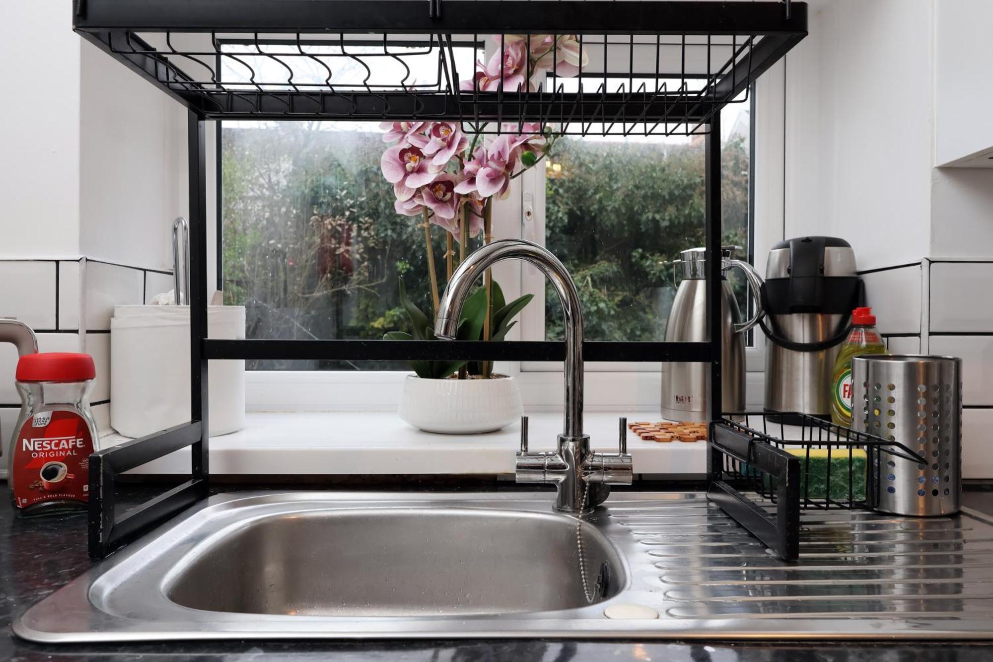 Cardiff City Guesthouse, Central Rooms, Fast Wi-Fi, On-Street Parking 卡迪夫 外观 照片