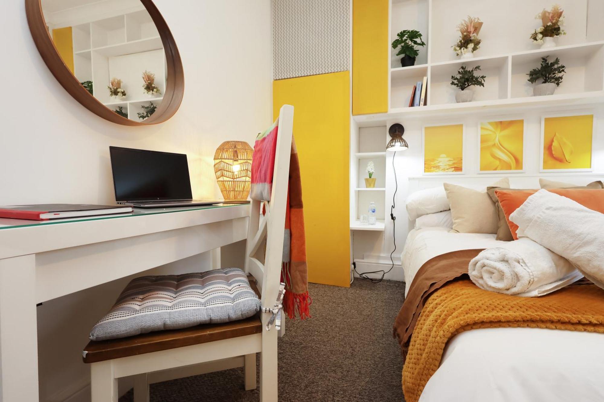Cardiff City Guesthouse, Central Rooms, Fast Wi-Fi, On-Street Parking 卡迪夫 外观 照片