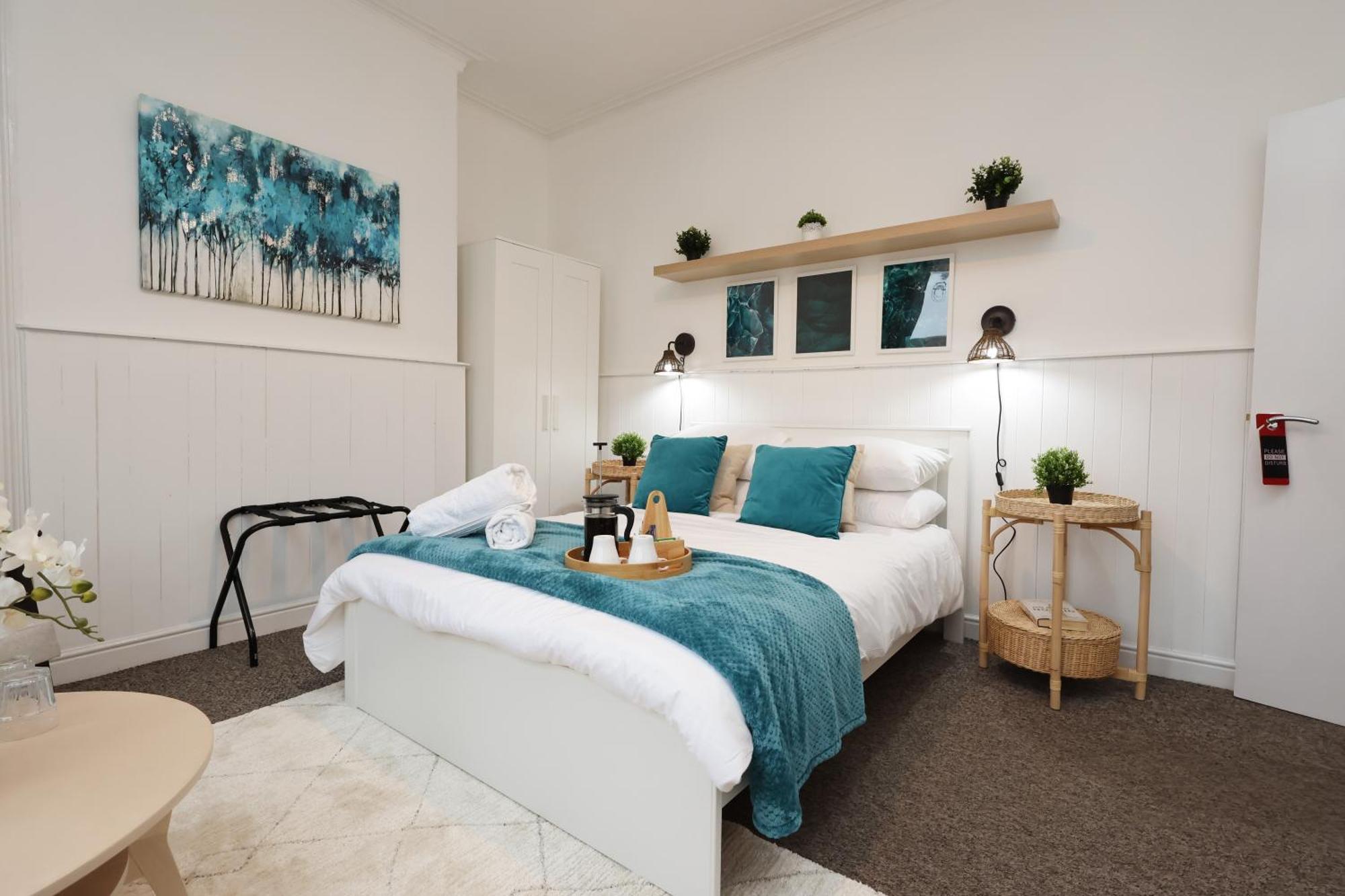 Cardiff City Guesthouse, Central Rooms, Fast Wi-Fi, On-Street Parking 卡迪夫 外观 照片